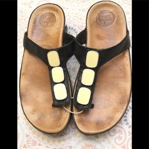 FITFLOP  Women's  Black Embellished Sandals Thong